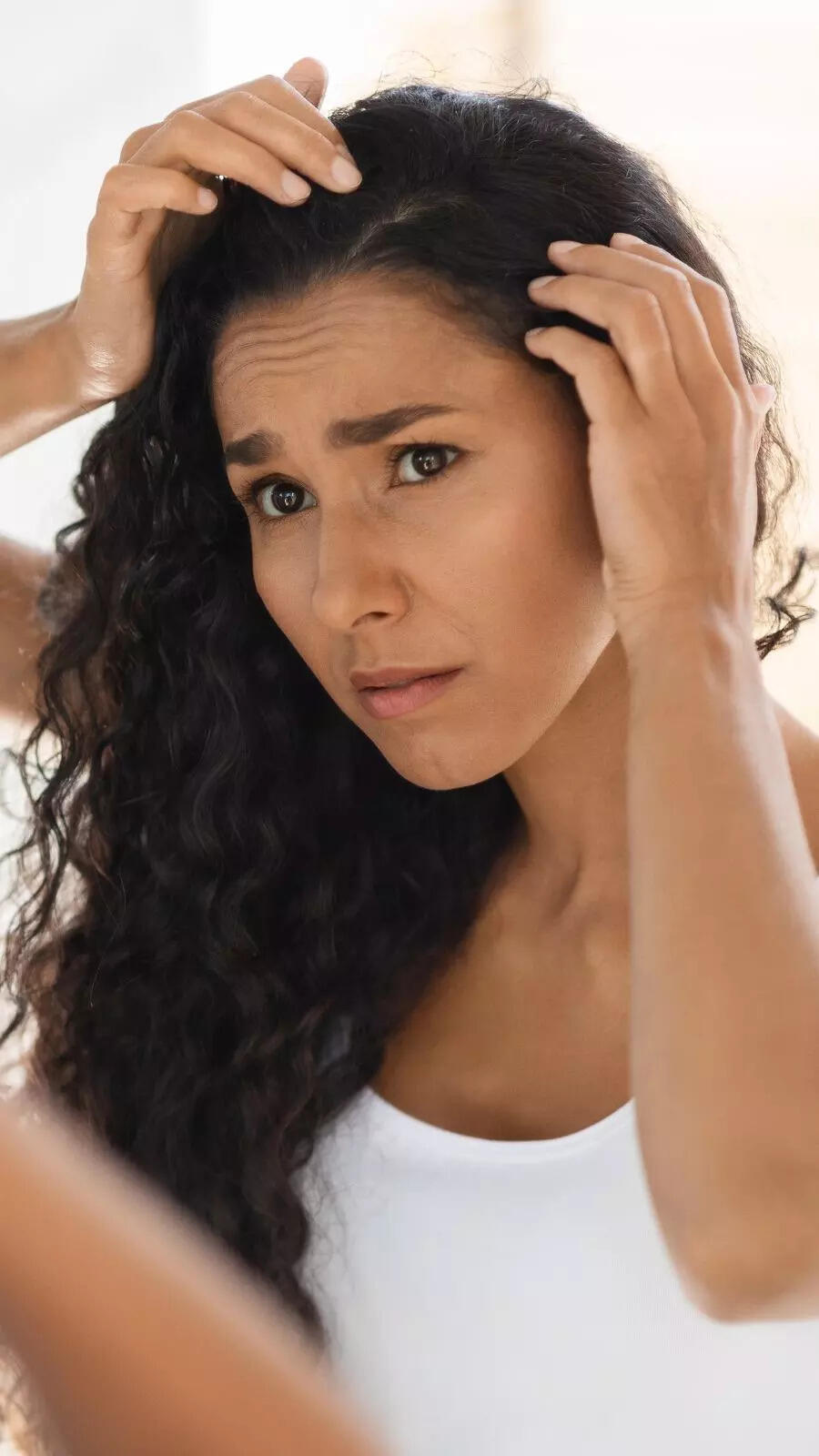 Home remedies to fight off dandruff efficiently