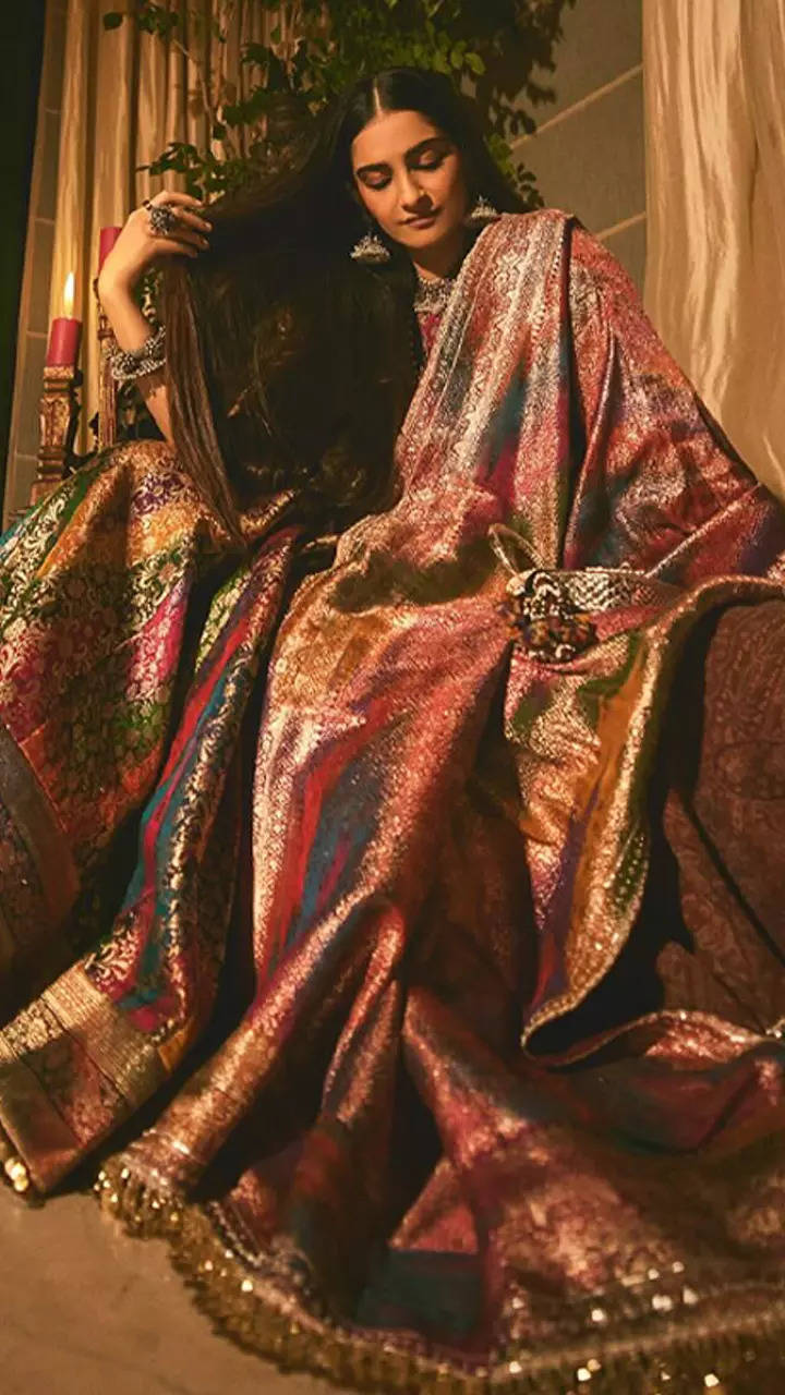 Sonam Kapoor's lehenga is all you need to wear on this festive season. |  Indian bridal fashion, Sonam kapoor, Insta fashion