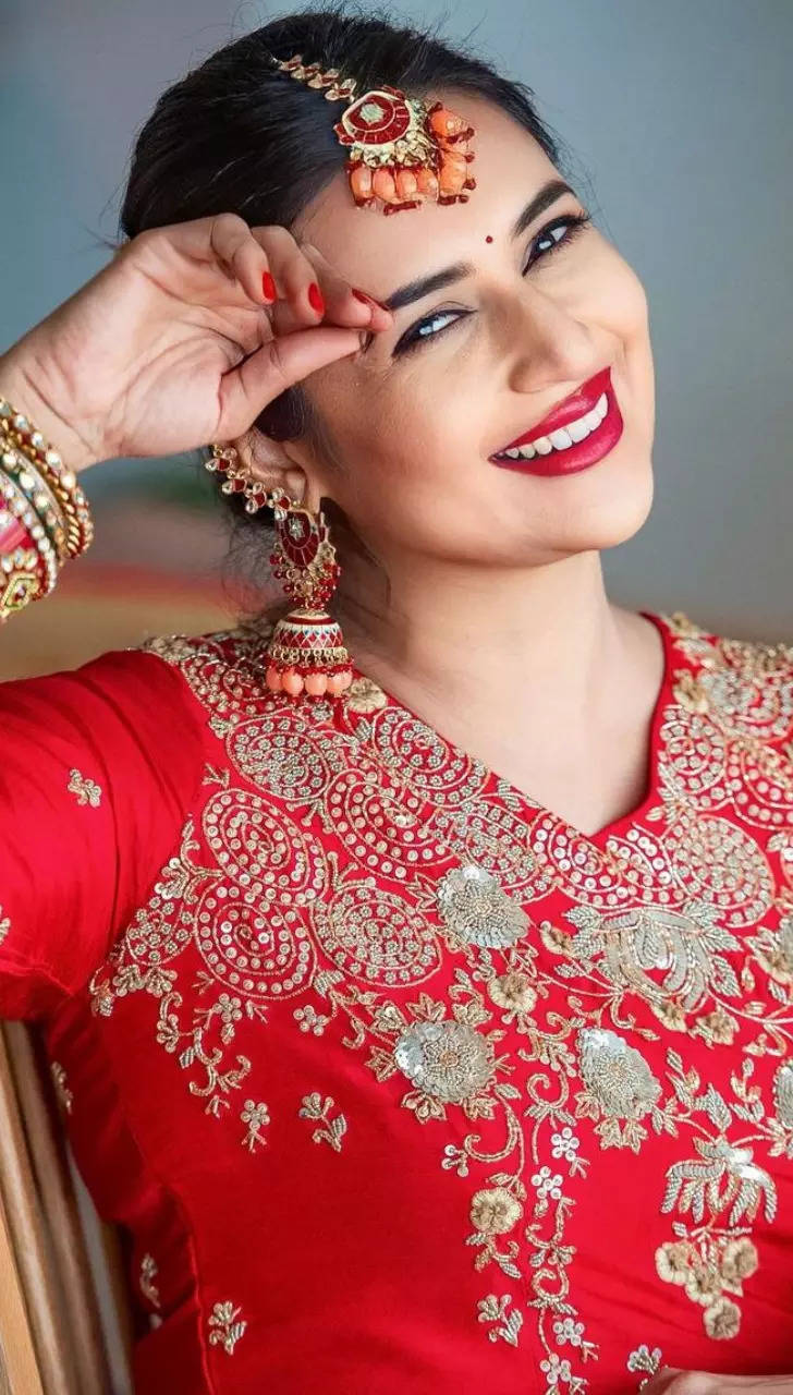 divyanka tripathi wedding - KALKI Fashion Blog