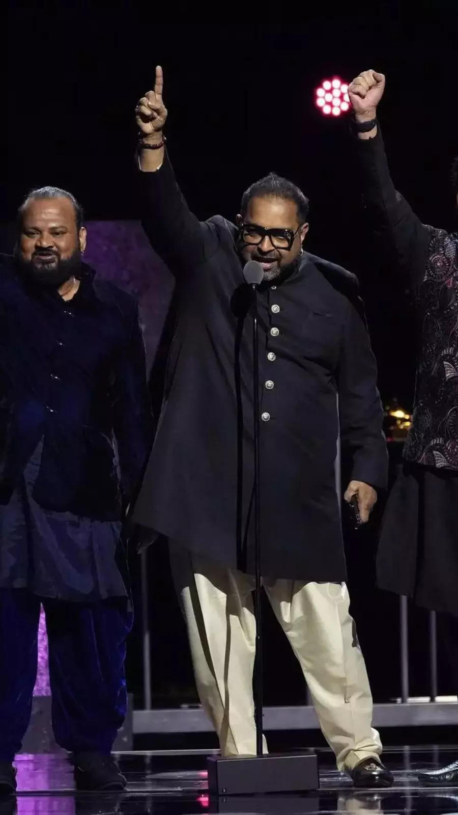 Grammys 2024: Shankar Mahadevan, Zakir Hussain win award