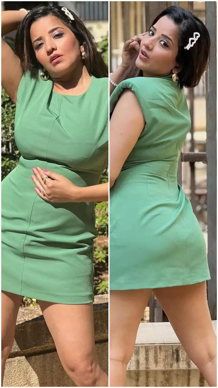 Short mint-green dress – ALBINA DYLA