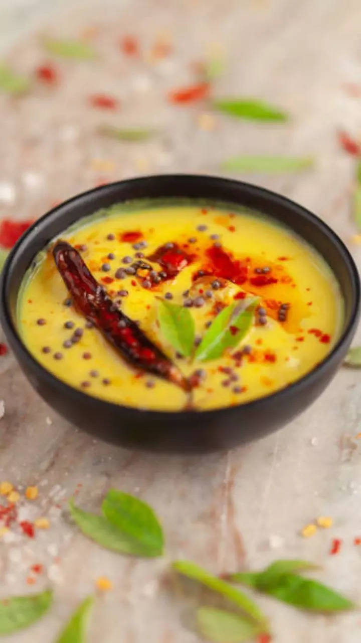 ​Fajeto: A Gujarati Kadhi Infused With The Sweetness Of Mango 