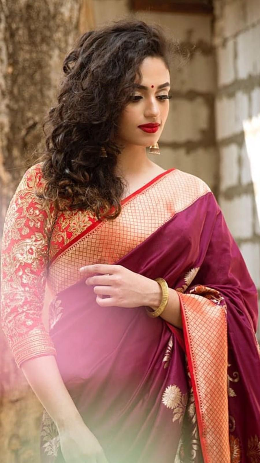 curly_hairstyles_for_sarees - Indian Beauty Tips