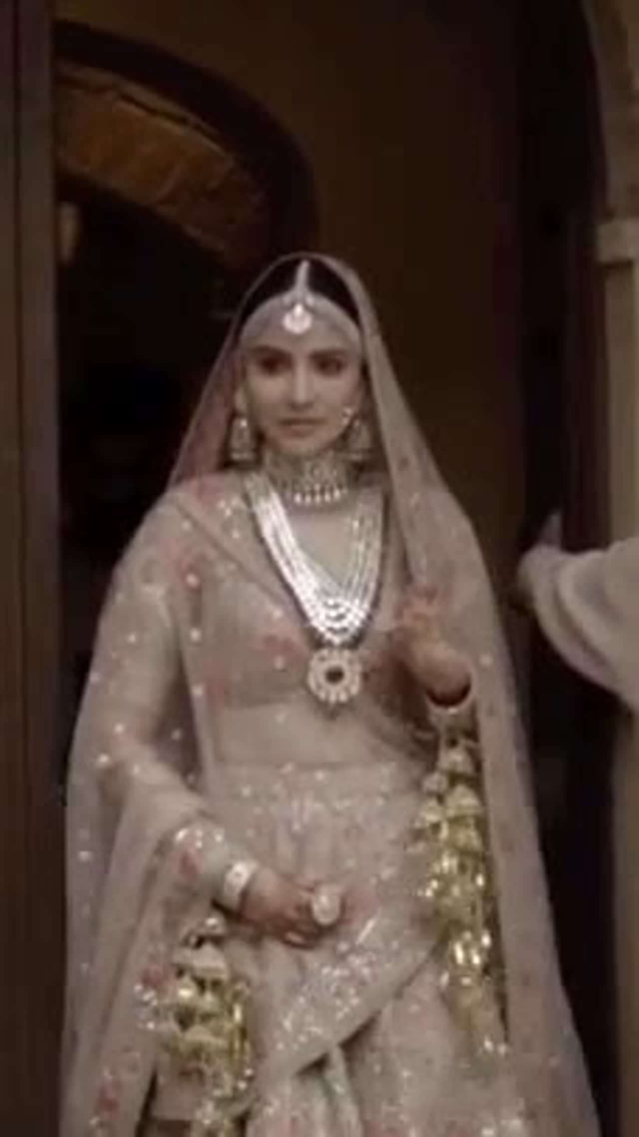List of 7 most expensive wedding outfits of Bollywood actresses