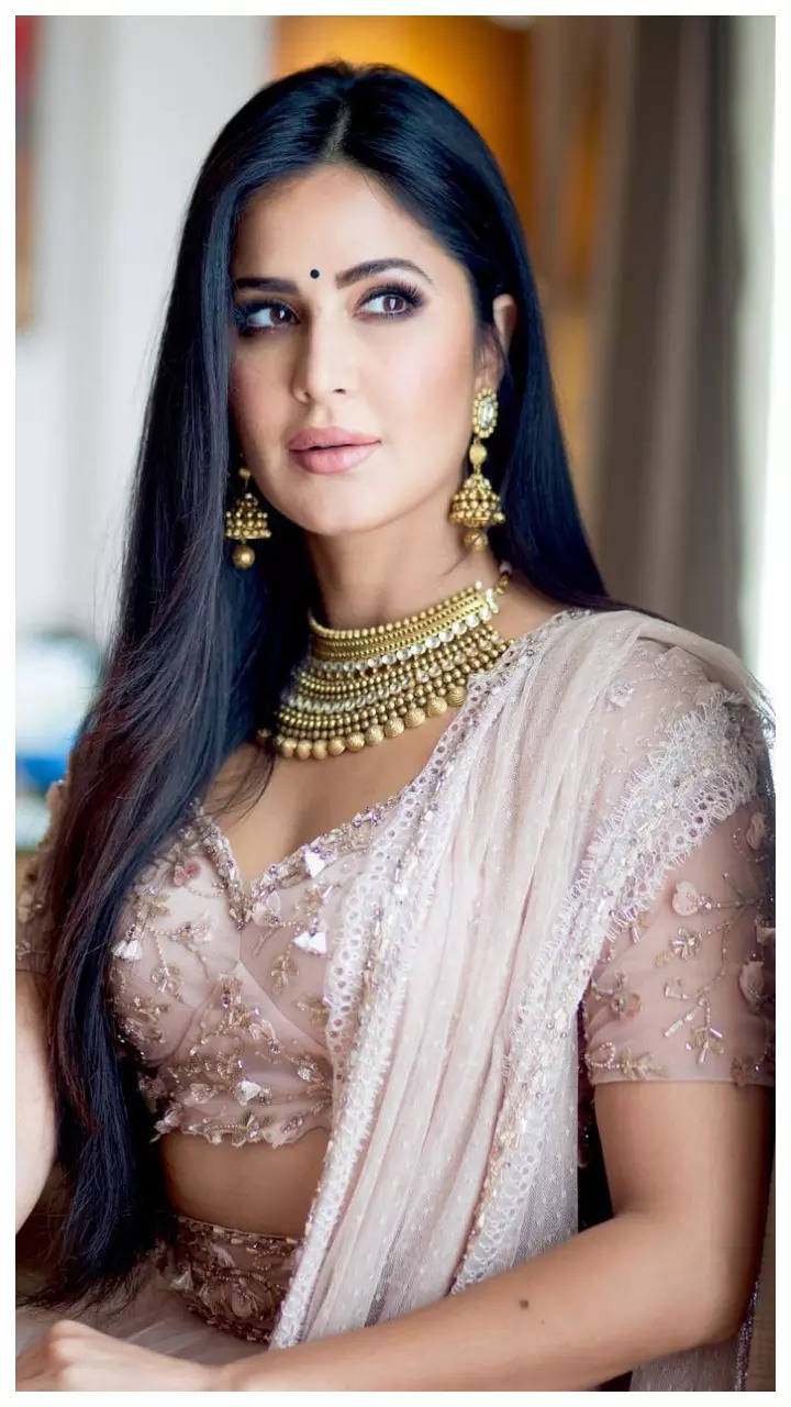 Katrina on sale kaif earrings