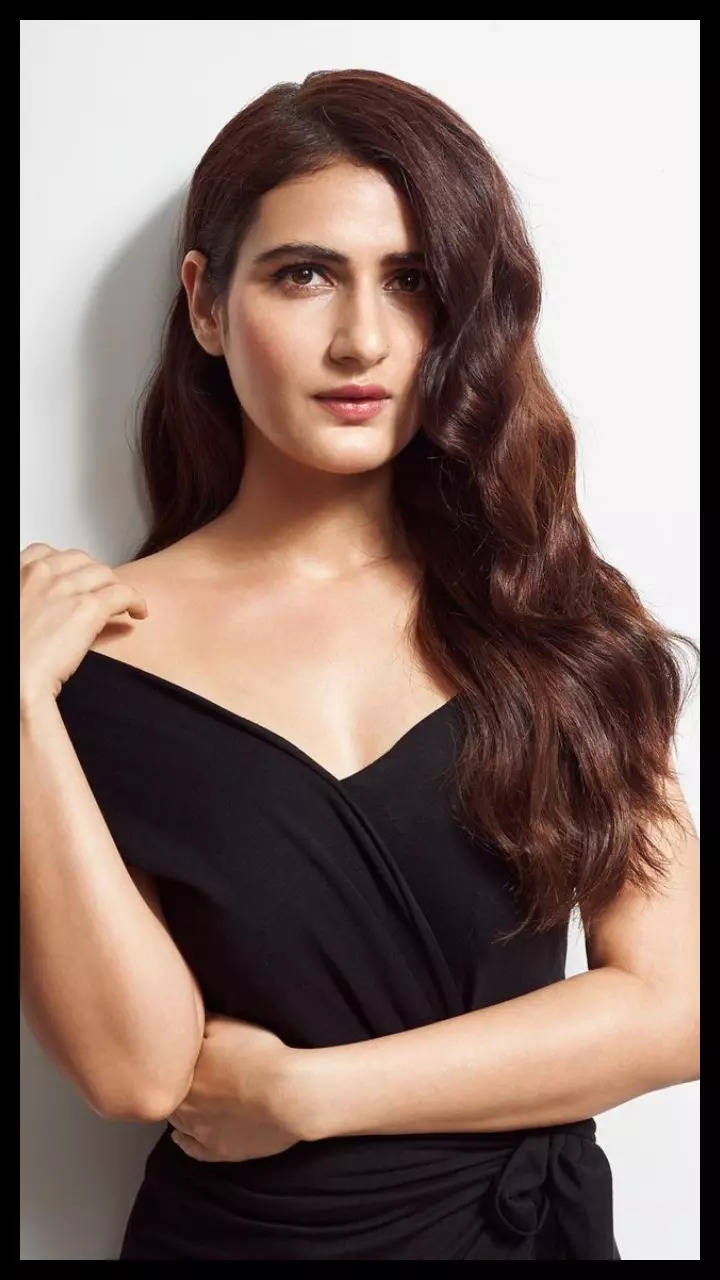 THESE gorgeous pictures of Fatima Sana Shaikh deserve your ...