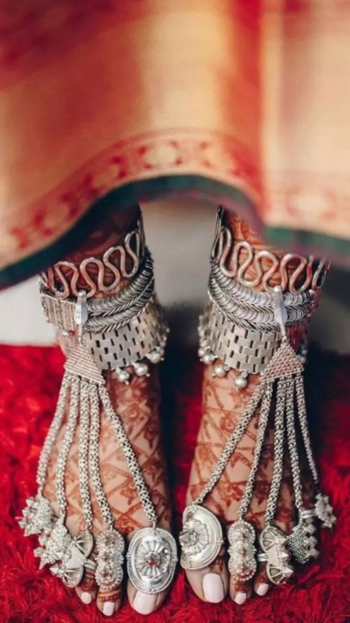 Most Beautiful Foot Finger Tip Design || Simple Mehndi Design For Feet ||  Best Henna Design For Feet - YouTube