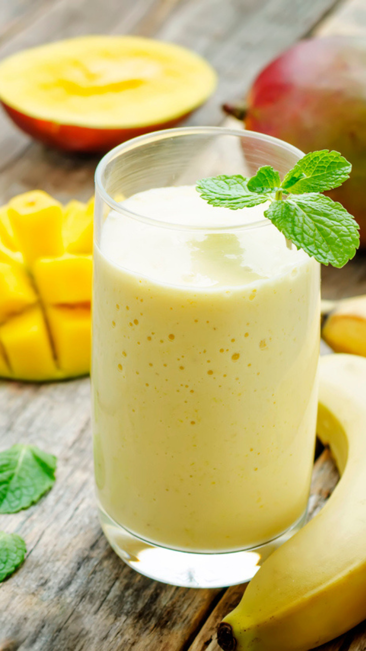 Banana Shake vs Mango shake: which has more calories? | Times of India Banana Shake vs Mango shake: which has more calories? | Times of India