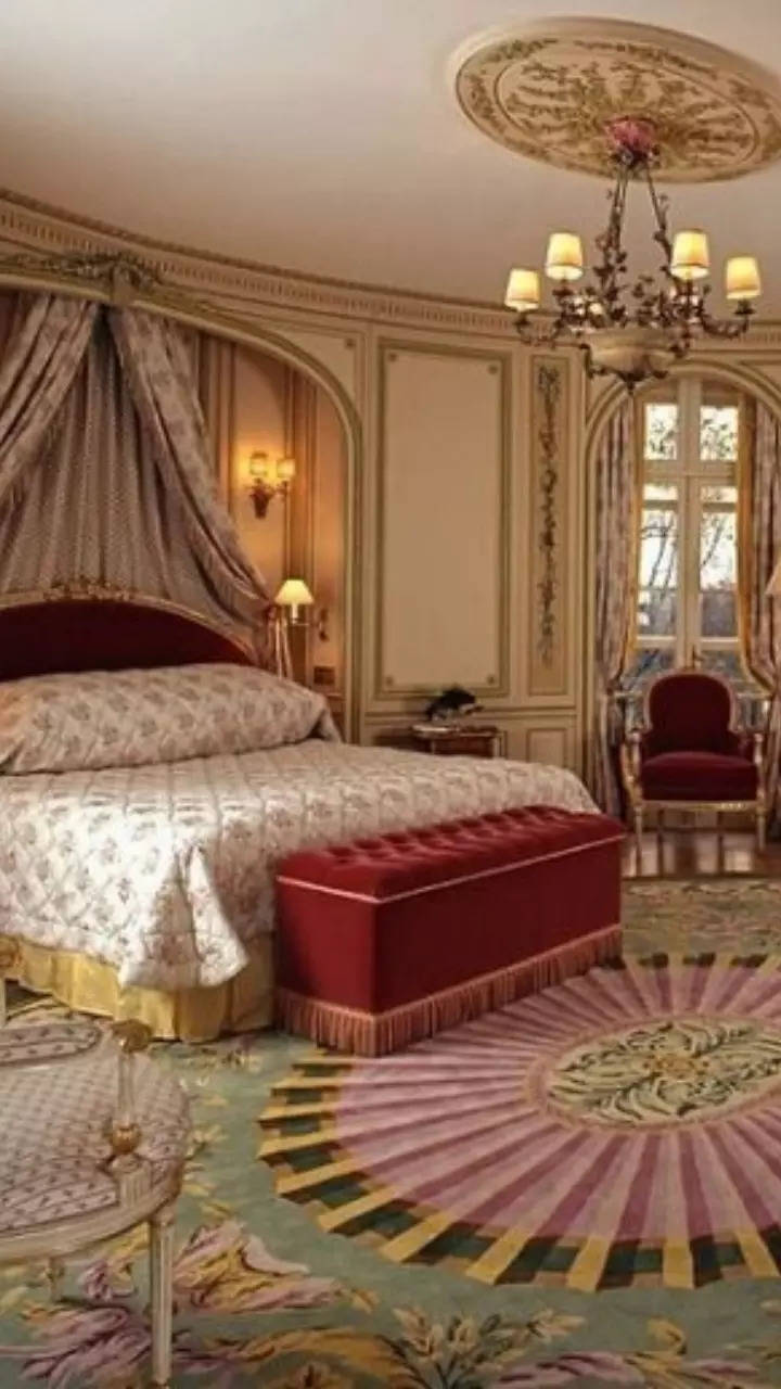 inside buckingham palace bedrooms