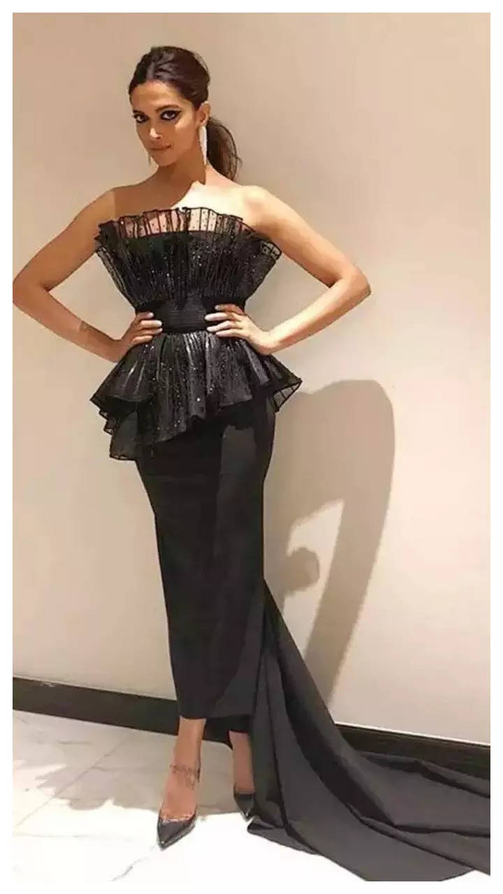 Deepika Padukone Ivory Spaghetti Straps Evening Dress the 2017 Met Gala -  TheCelebrityDresses