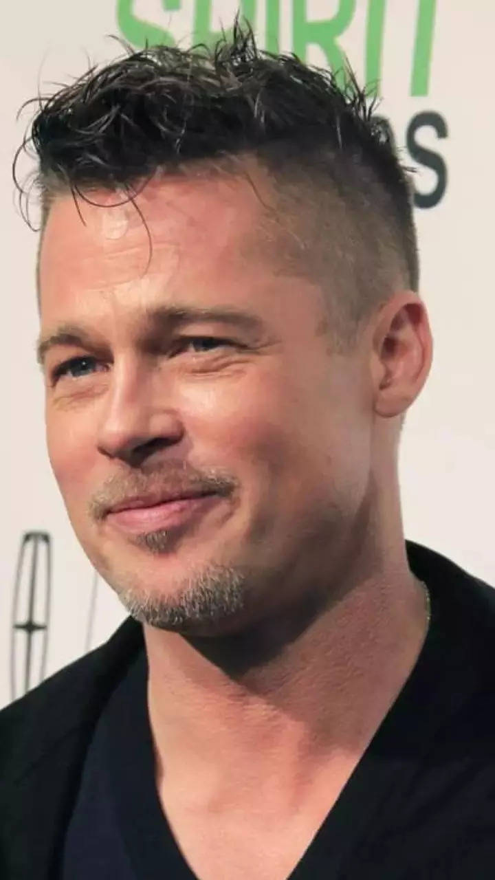 Brad Pitt Best Hair Moments | POPSUGAR Beauty