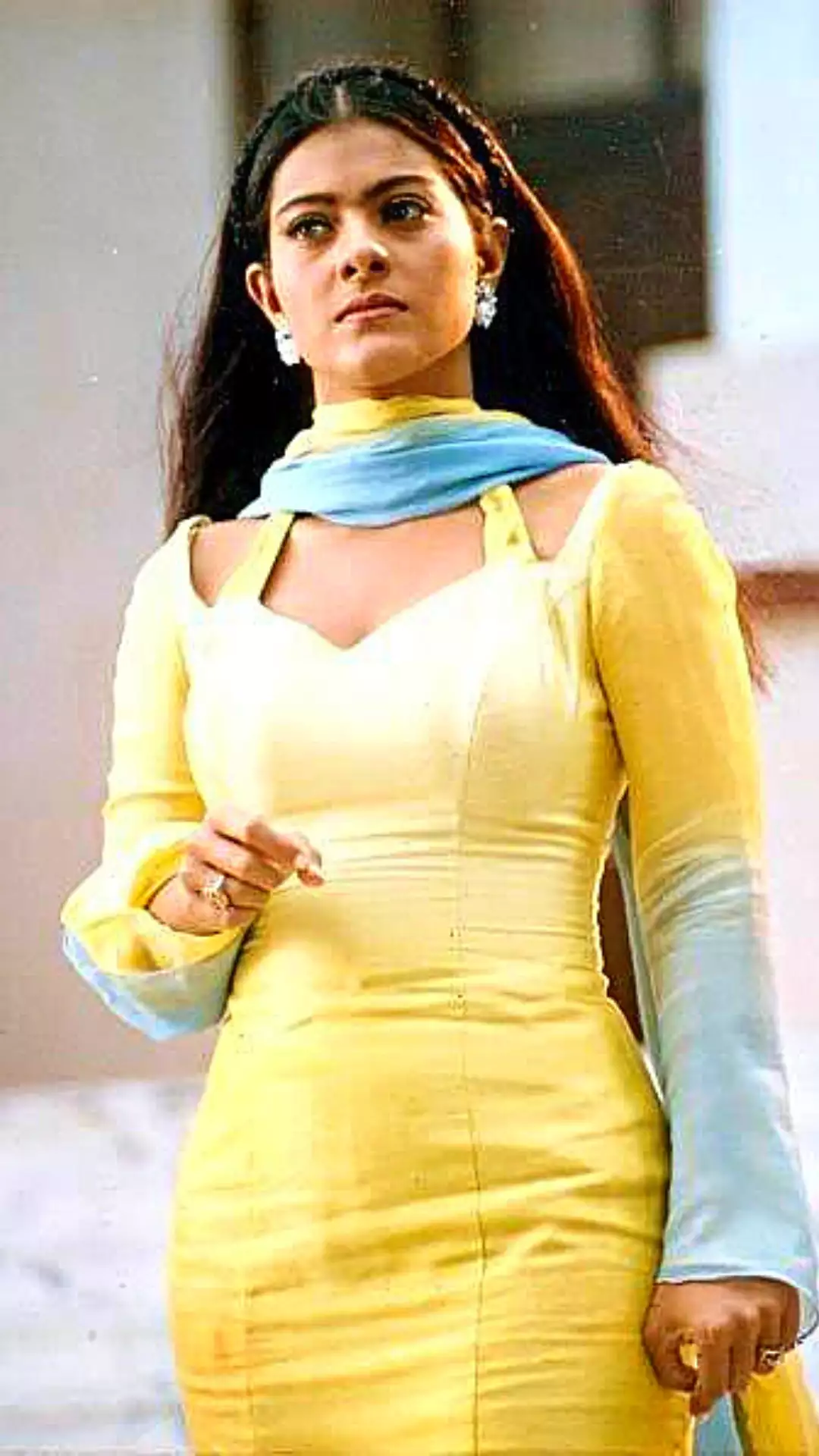 Kareena kapoor punjabi top dress