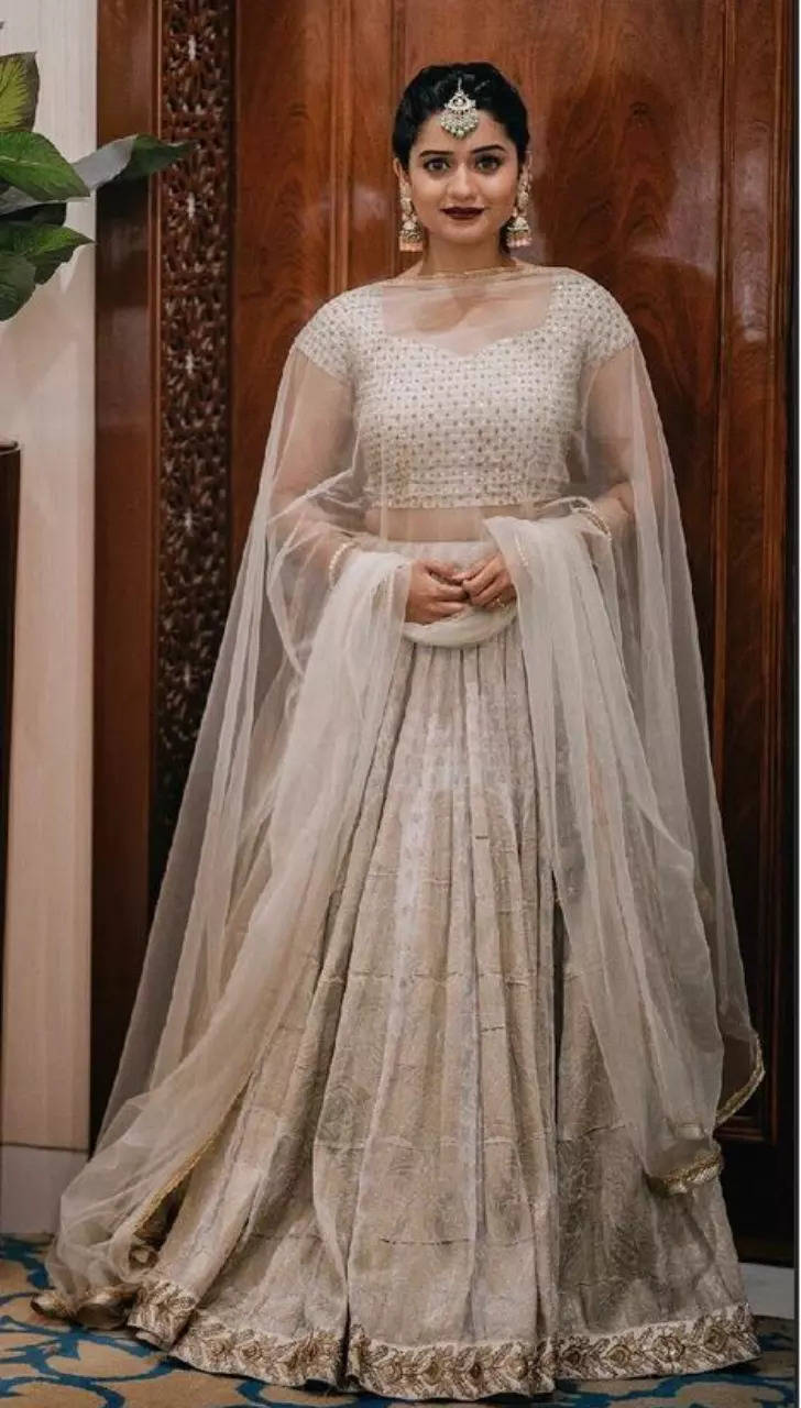 Buy Lucknowy Georgette Lehenga Choli Dupatta Lucknow Chikankari Custom  Stiched Readymade Chikan Lengha Wedding Wear Designer Bridal Lehenga 2  Online in India - Etsy