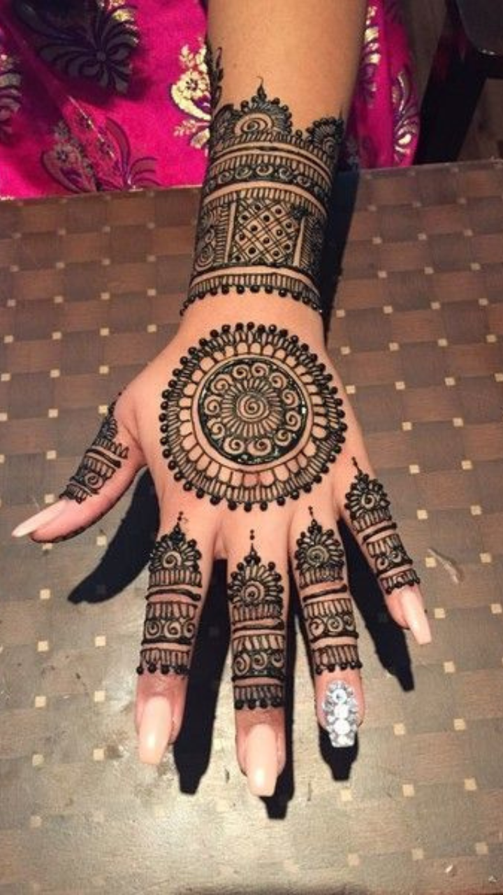 Discover more than 170 diwali mehndi special latest