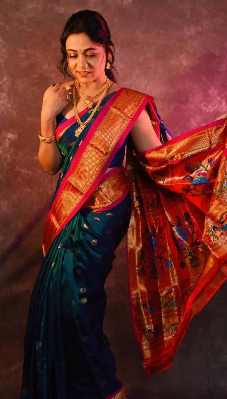 Dr.Shruti Iyer Kadam | Nauvari saree draping in brahmani style☺️ Makeup hair  and saree draping- @bridesbyshrutiiyer Saree - @balajisilks.mumbai Blouse  -... | Instagram