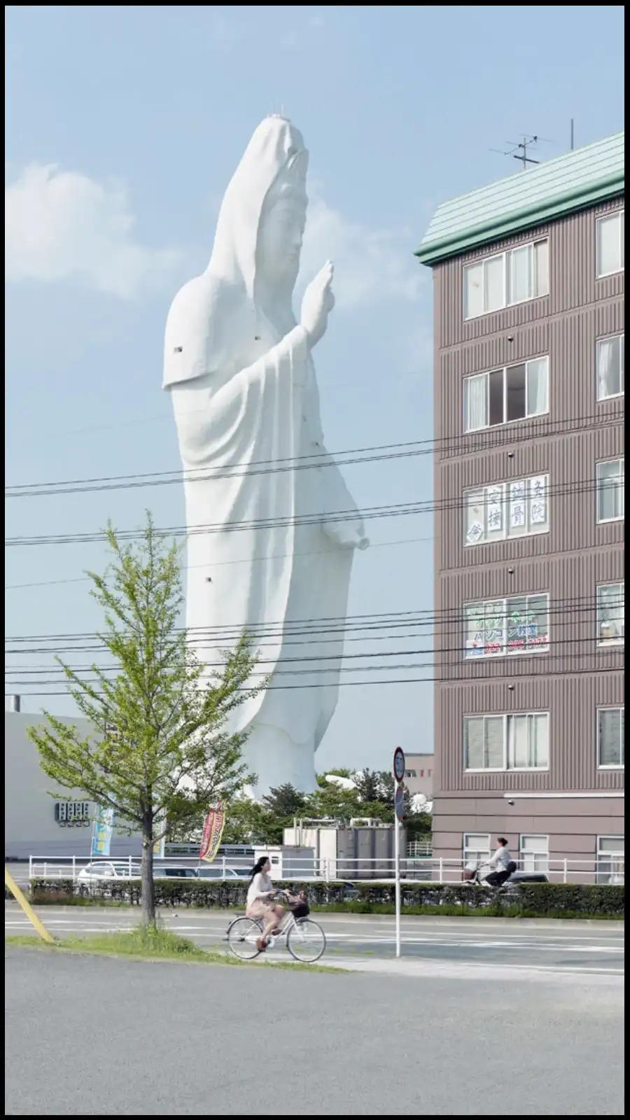 huge statue