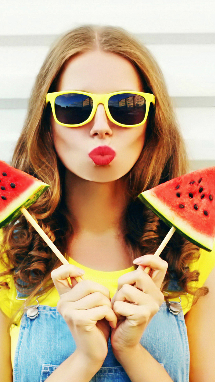Glowing skin, weight loss: Surprising benefits of watermelon