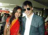 Vivek & Priyanka @ airport