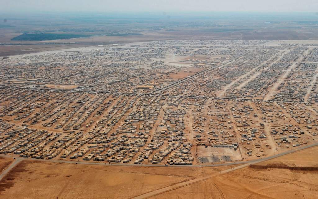 An aerial view shows the Zaatari refugee camp for displaced Syrians, near the Jordanian city of Mafraq. (REUTERS/Mandel Ngan/Pool)