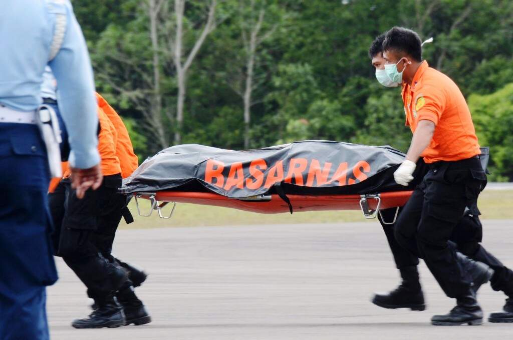 AirAsia flight QZ8501 15 heartbreaking photos from the tragic crash