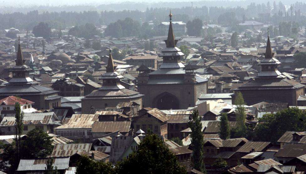A view of Kashmir's downtown city. (REUTERS/Fayaz Kabli/Files)