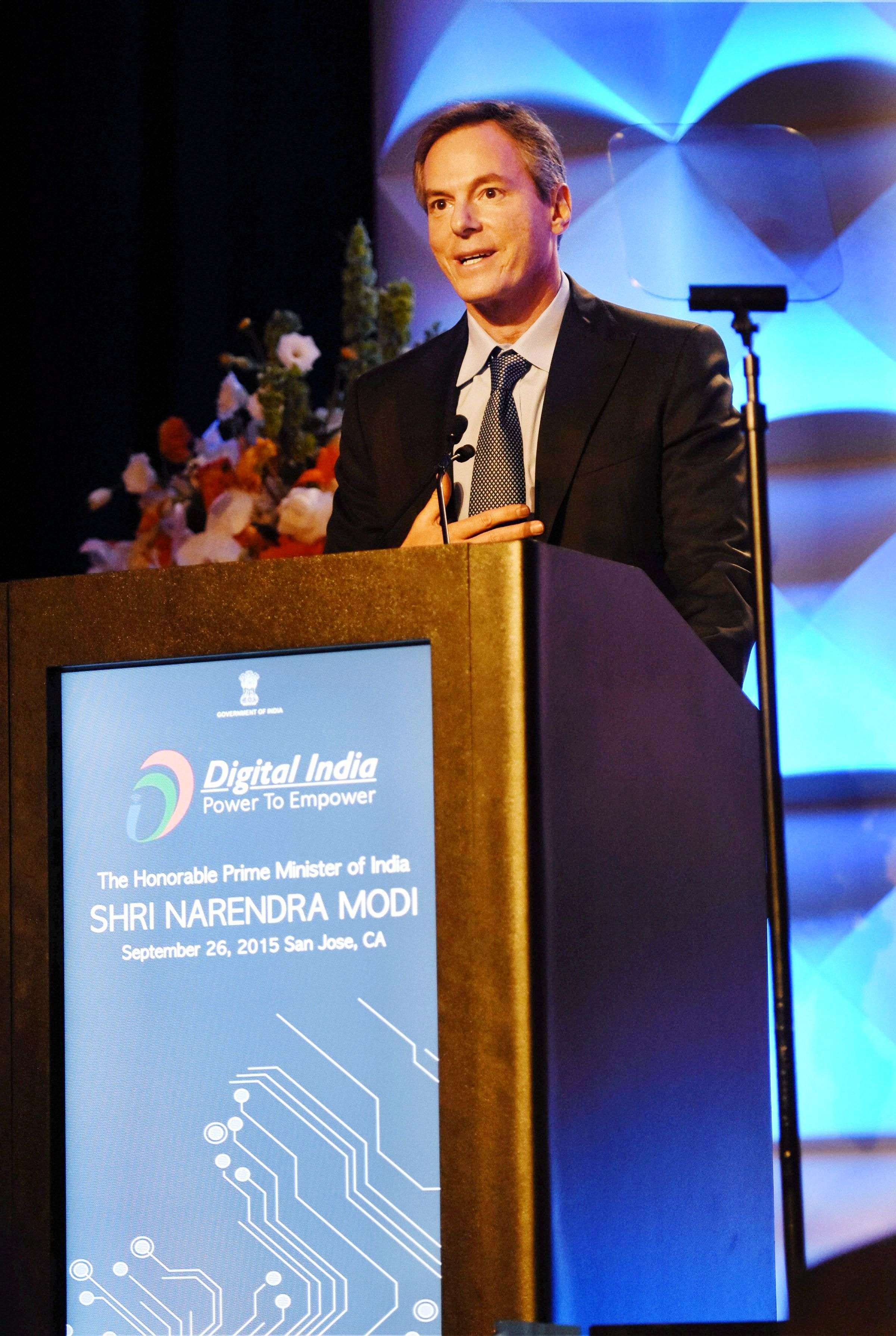 San Jose: Executive Chairman, Qualcomm, Paul E Jacobs addresses during the Digital India and Digital Technology dinner function in San Jose on Saturday. PTI Photo by Subhav Shukla     (PTI9_27_2015_000121A)