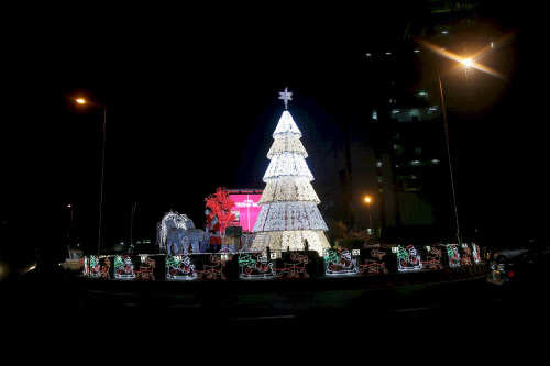Christmas tree at a roundabout in Victoria Island district in Lagos, Nigeria (Photo Courtesy: Akintunde Akinleye /  Reuters)