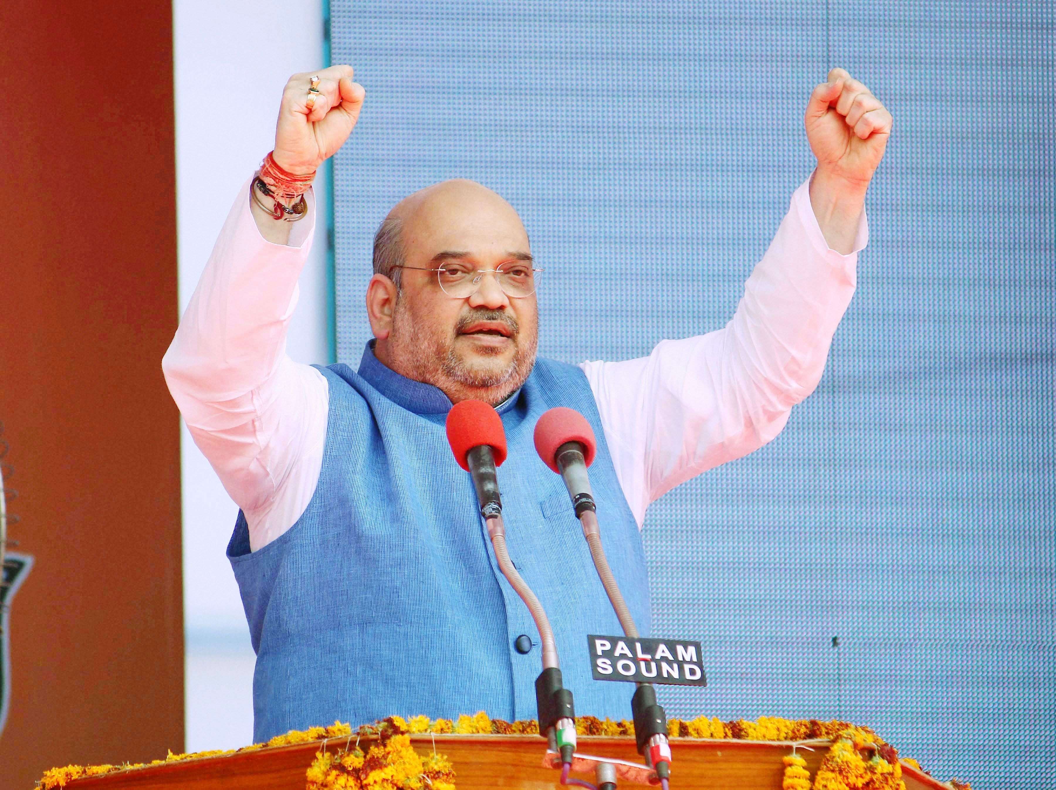 Jaipur : BJP National President Amit Shah during a party rally in Jaipur on Saturday. PTI Photo  (PTI4_25_2015_000114B)
