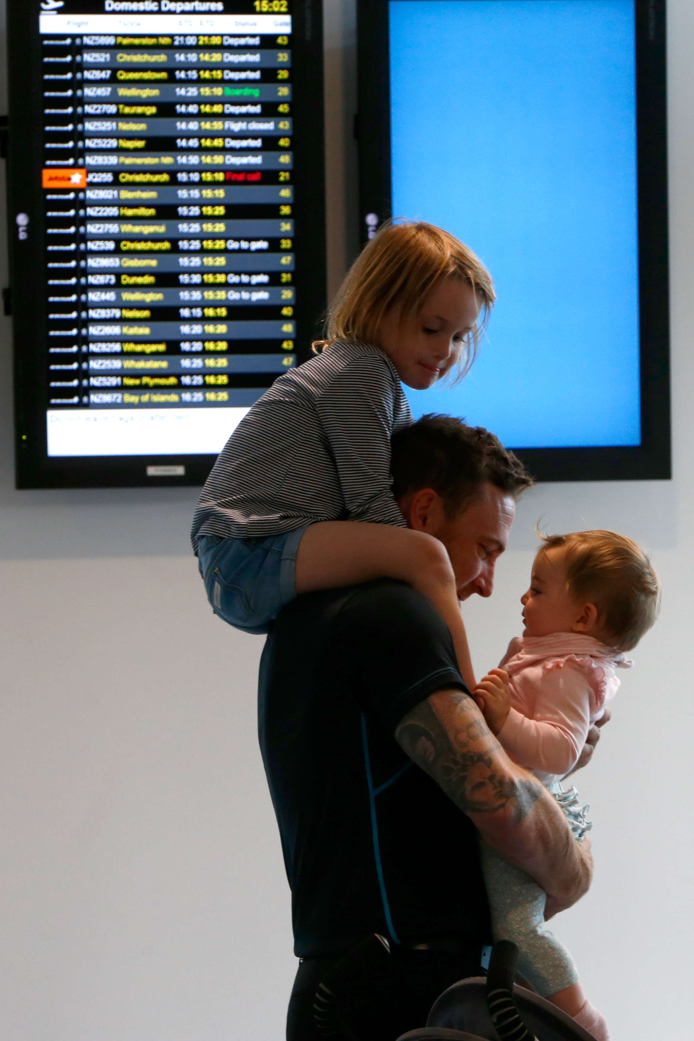 McCullum with his kids after returning home from the World Cup final defeat to Australia in Melbourne last year (Picture courtesy: Getty Images)