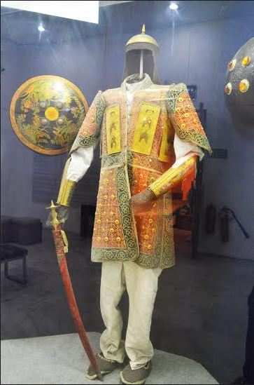 (Rajput brigandine armour inspired by Central Asian armour of the Mughals.)