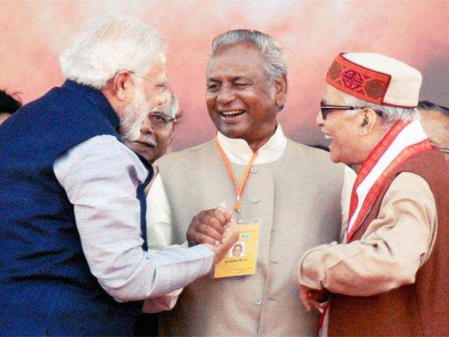 Kalyan Singh seen here with Prime Minister Narendra Modi and Murli Manohar Joshi  