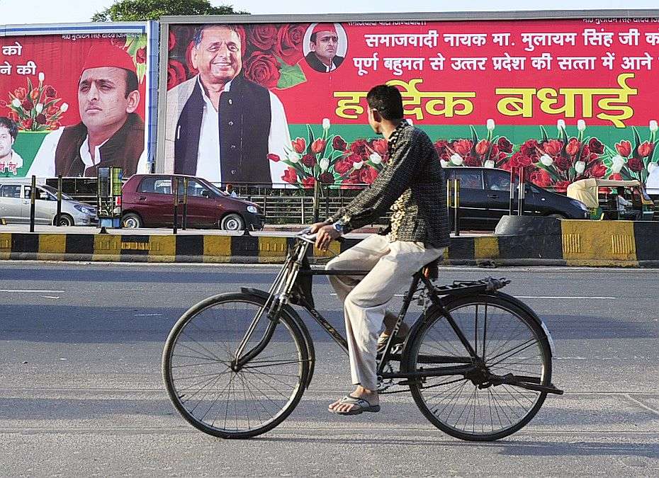 Lessons for UP: Leaders of several once-backward states realize that economic development can fetch votes, be it Nitish Kumar in Bihar or Shivraj Chouhan in MP. Have netas in poll-bound UP got the message?           TOI Lucknow  Photo - By Manoj Chhabra