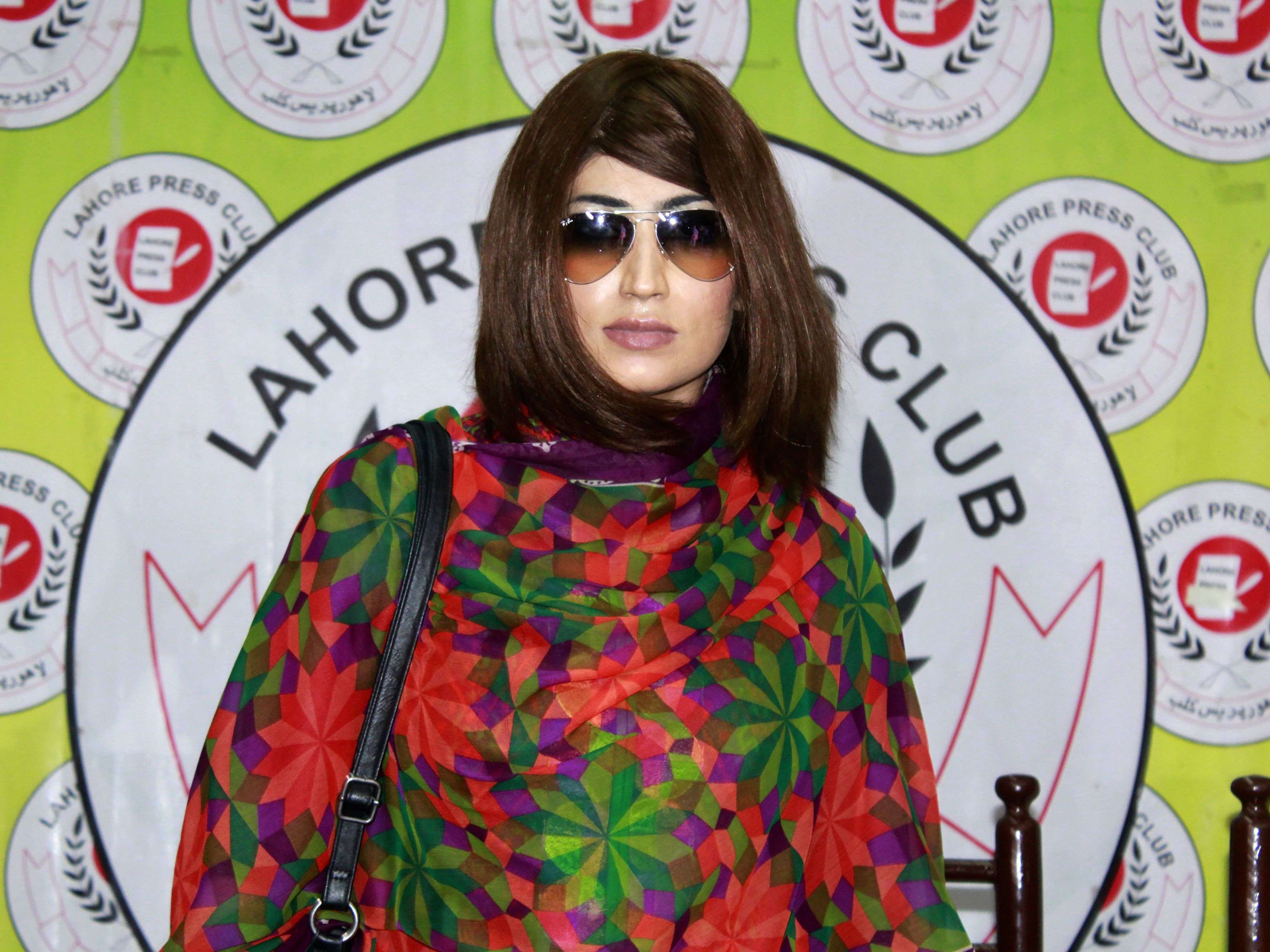 In this photograph taken on June 28, 2016, Pakistani social media celebrity, Qandeel Baloch arrives for a press conference in Lahore. A Pakistani social media celebrity whose online antics polarised the deeply conservative Muslim country has been murdered by her brother in a suspected honour killing, officials said on July 16, prompting a wave of shock and revulsion. Qandeel Baloch, held up by many of the country's youth for her willingness to break social taboos but condemned and reviled by traditional elements, was strangled near the city of Multan, police said. / AFP PHOTO / STR