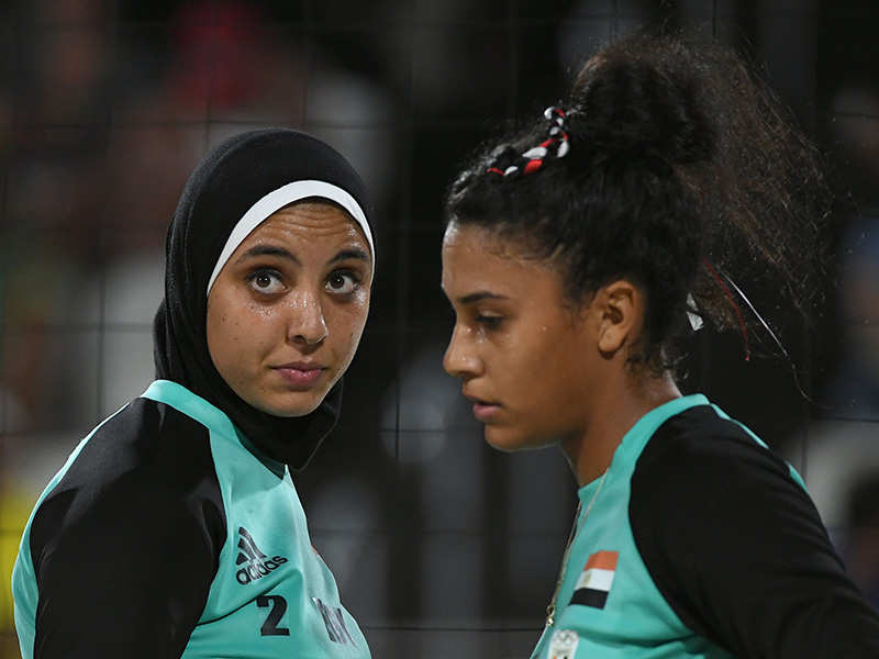 Egypt's Nada Meawad (R) and Egypt's Doaa Elghobashy during the match. (Picture: AFP)