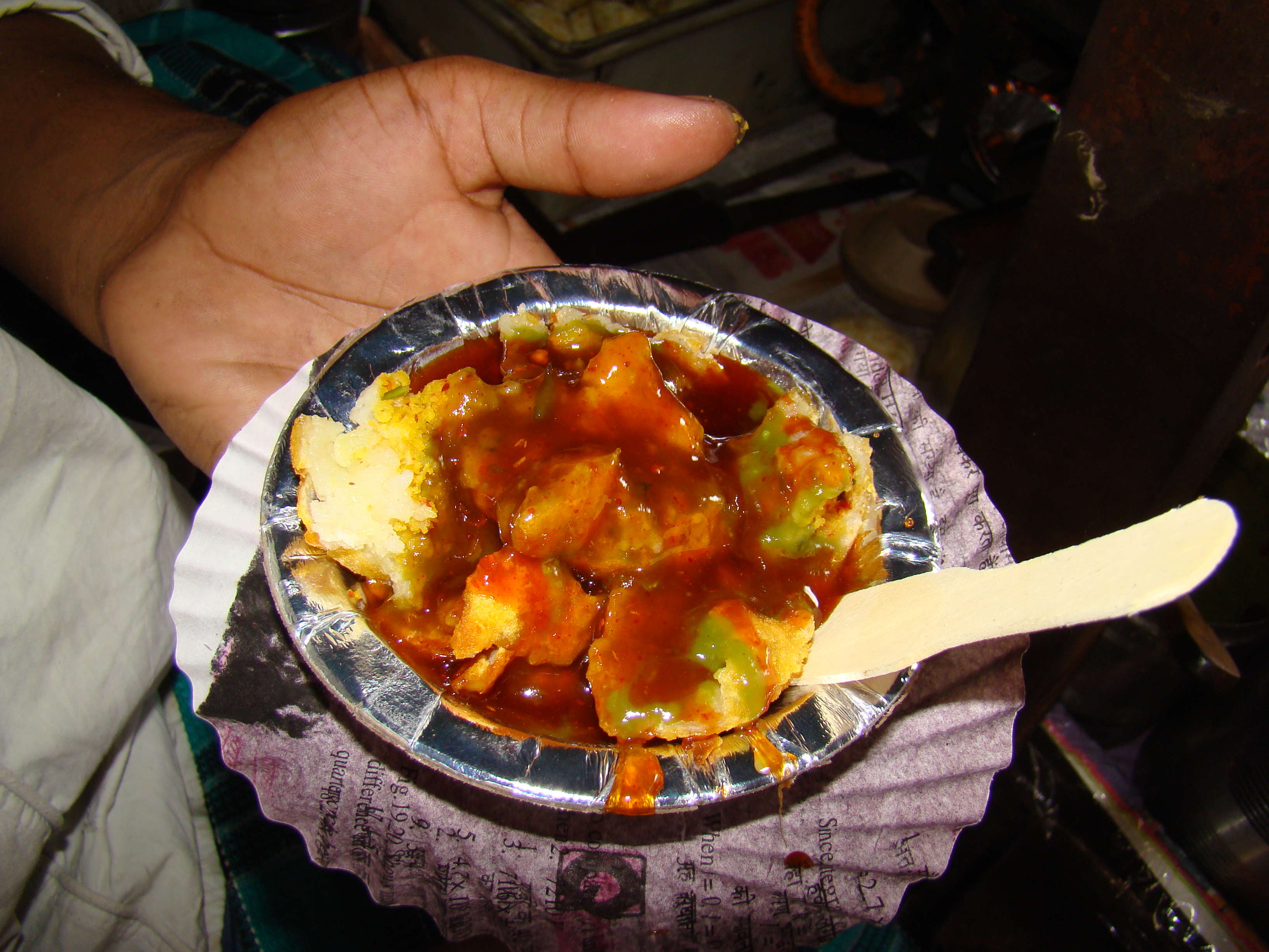 Aloo Tikki at Katra Neel 2