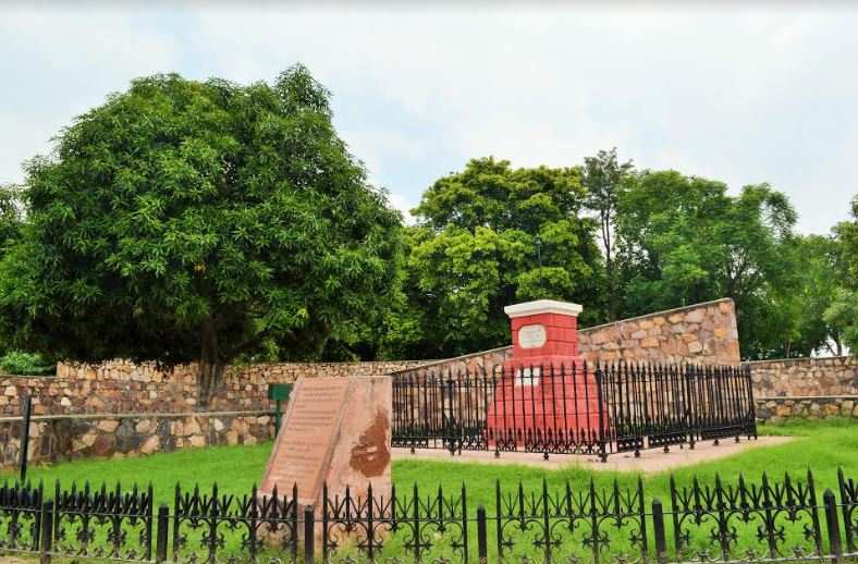 The Kala Amb Memorial erected by the British at the spot where the Third Battle of Panipat happened. (Photo credit: Manimugdha S Sharma)