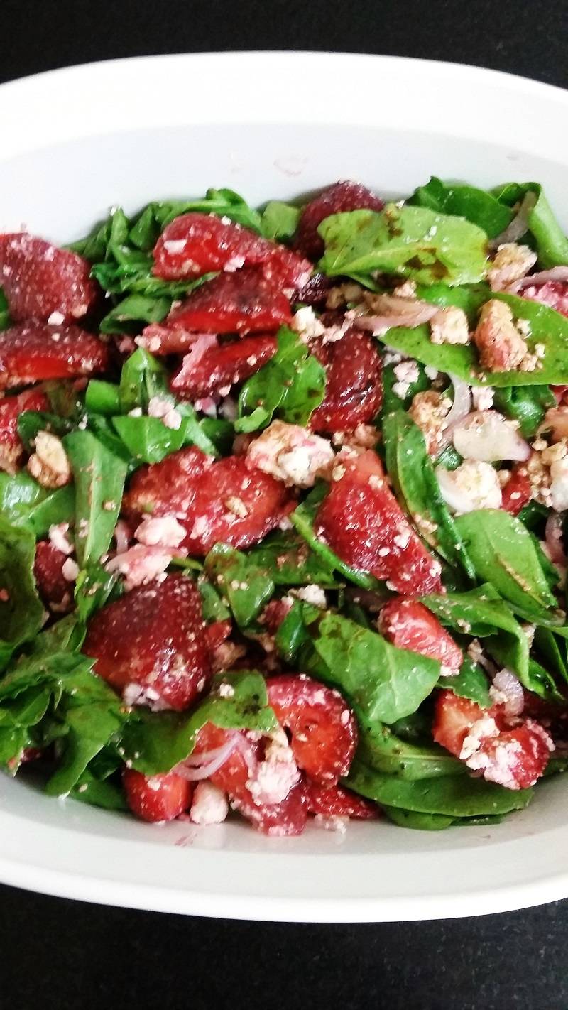 The strawberry and spinach salad