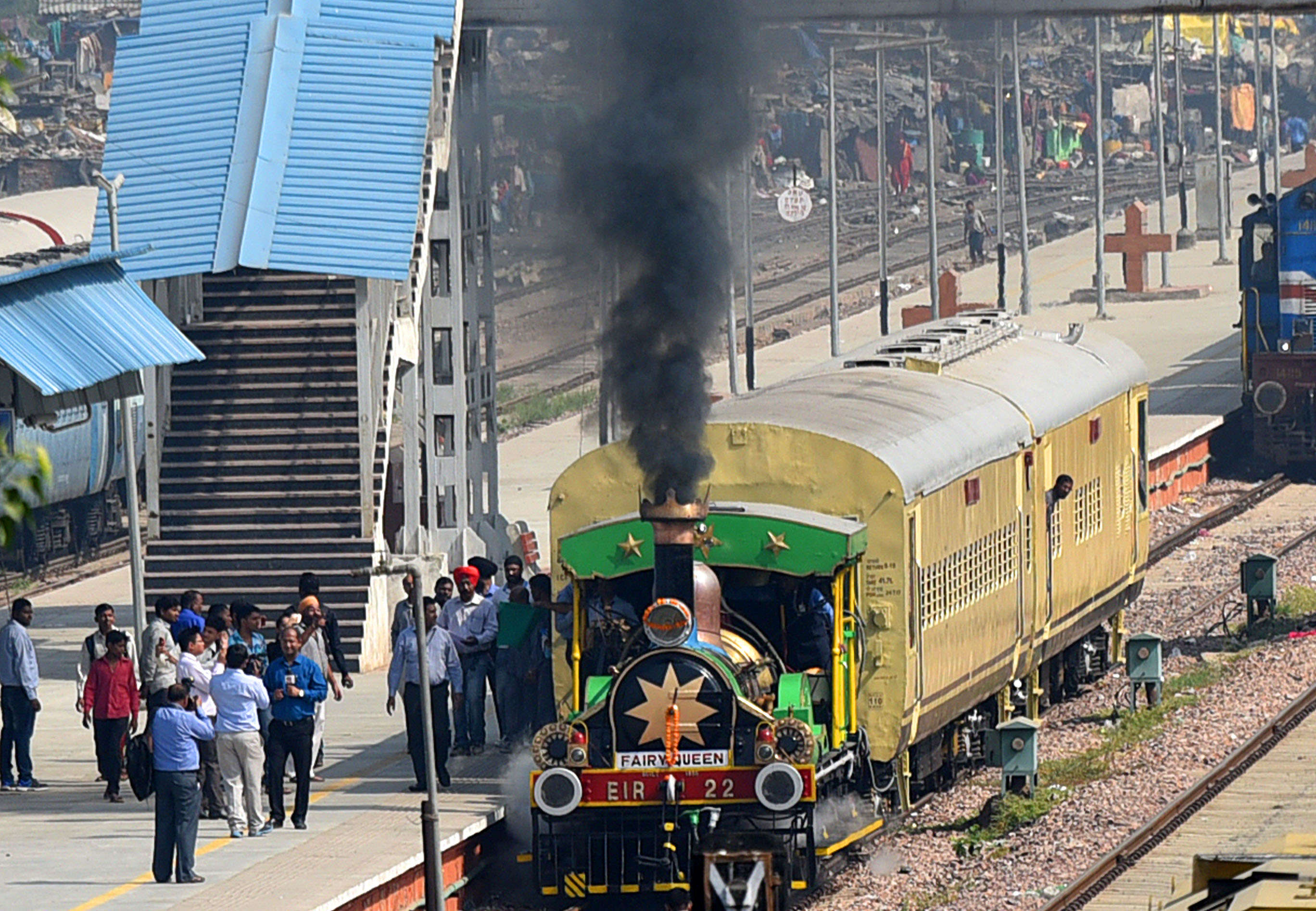 World S Oldest Steam Engine Fairy Queen Returns To Tracks