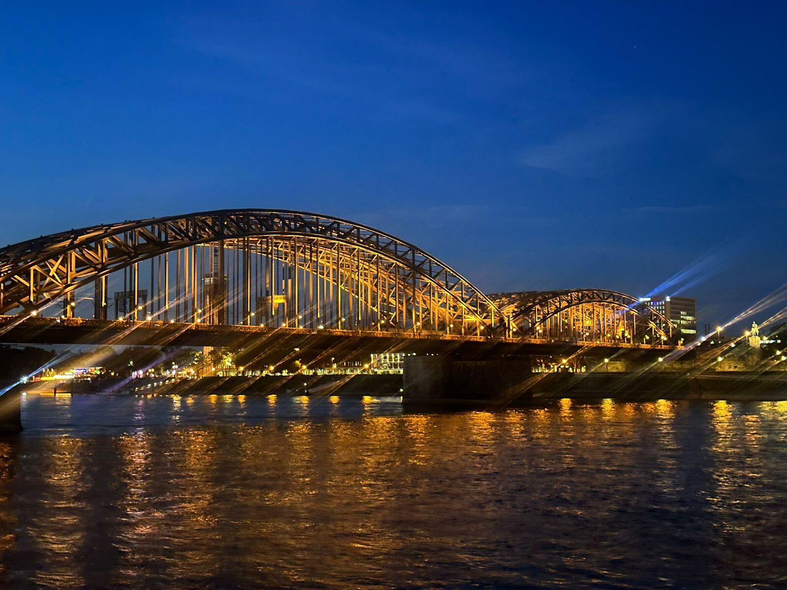 A tale of two cities (and a beer tray): Notes from Cologne and Bonn