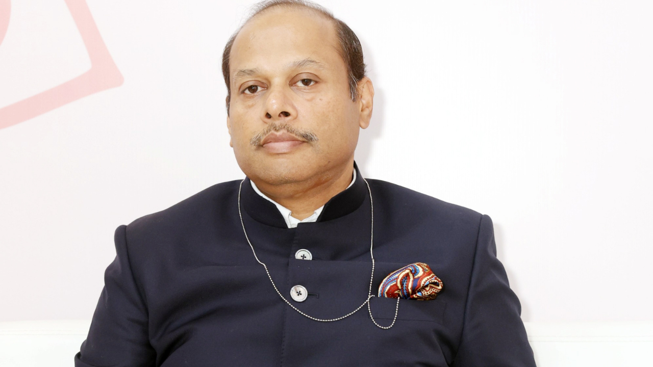 Go to the profile of Vivek Aggarwal