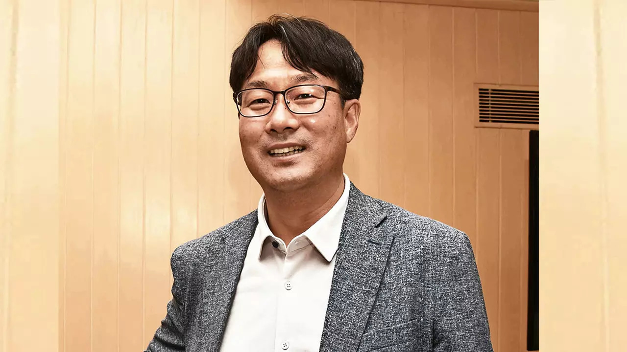 Hwang II-Yong, Director, Korean Cultural Centre India