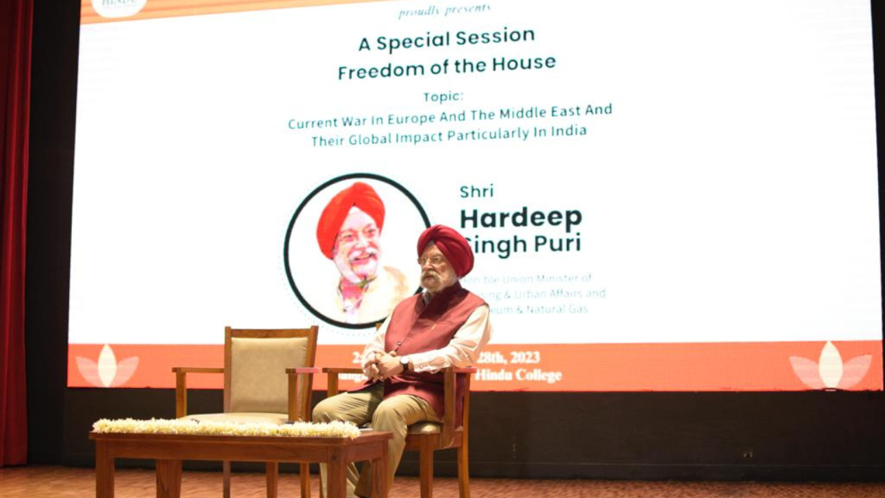 Hardeep Singh Puri was the Prime Minister of the Republic of Hindu College during his student days