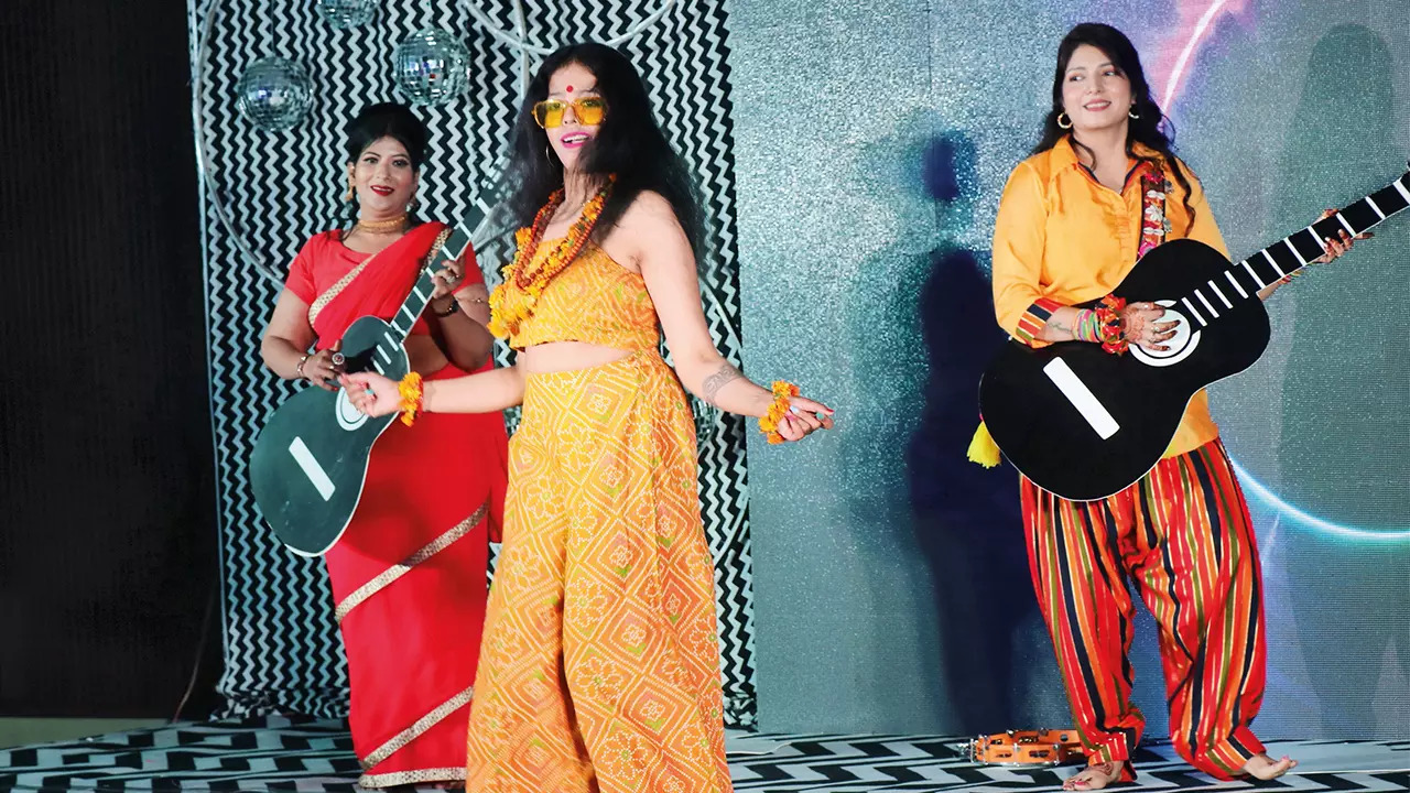 Preeti Agrawal, Shweta Singh and Honey Kashwani