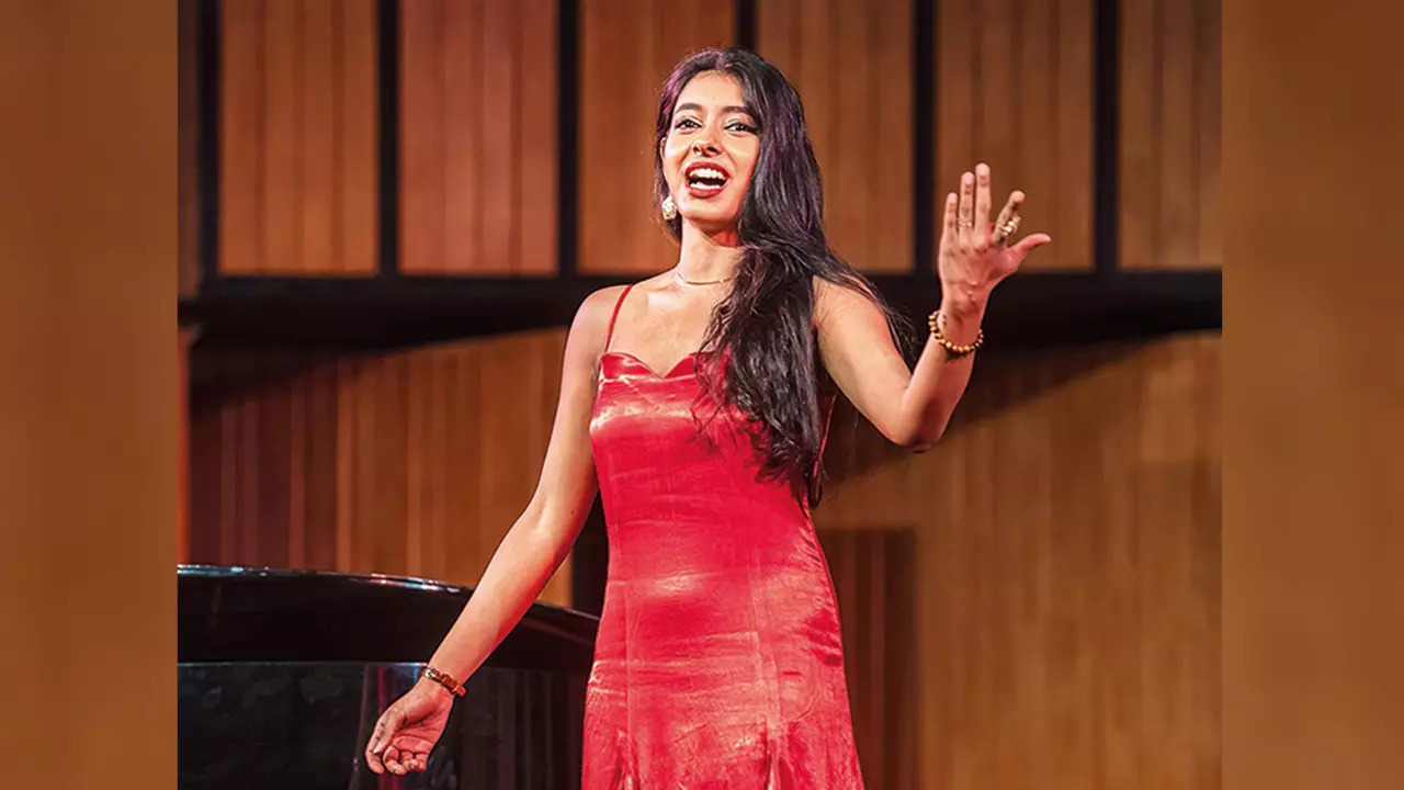 Sharmishtha Samal performing a Spanish Aria (a song within an opera)