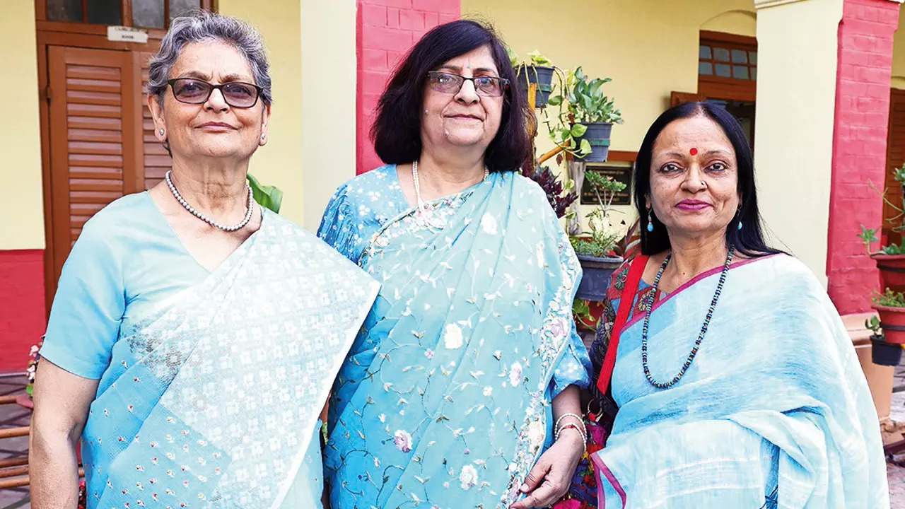(L-R) Sujata Prasad , Vandana Dixit and Alka Saxena