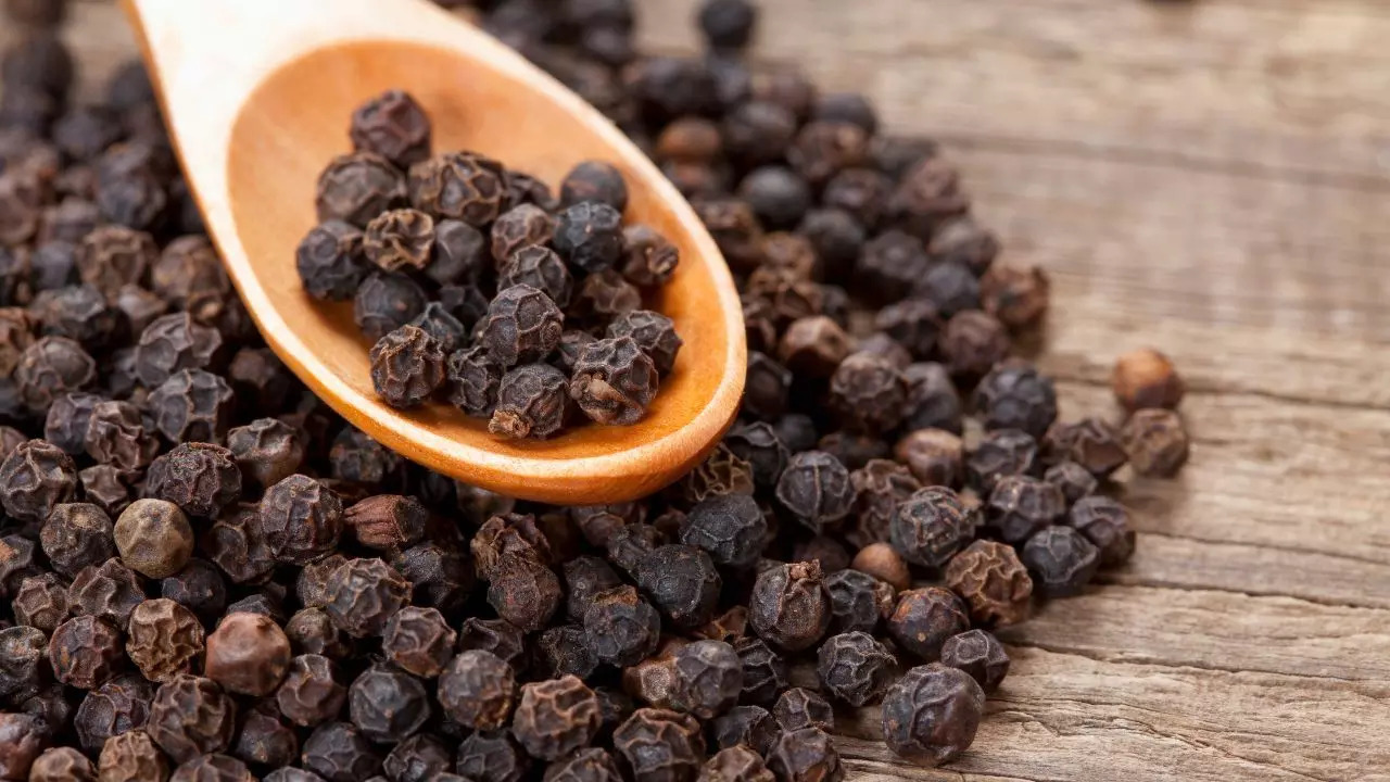 Black Peppercorns