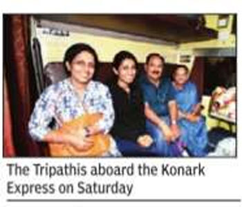 Rahul Tripathi Wait Is Over For The Tripathis As Family Boards Train To Watch Rahul Play In Ipl Final Cricket News Times Of India