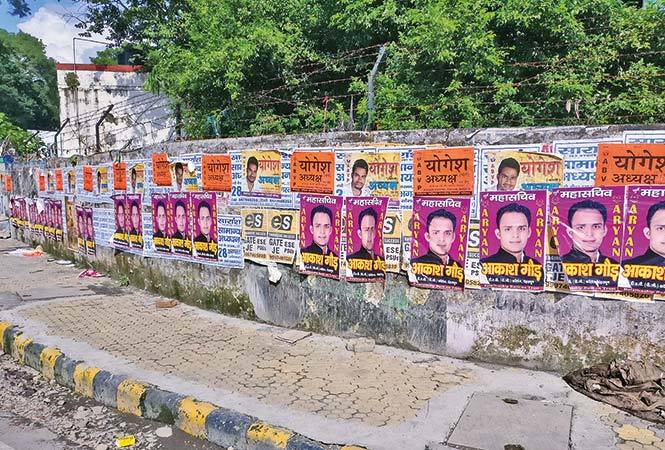 Election-Posters-on-Graffiti-(17)