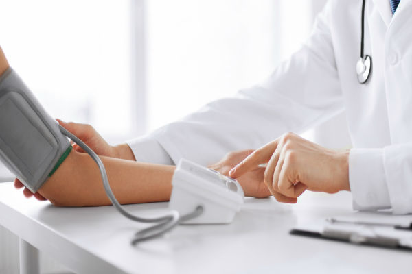 Low Blood Pressure - Causes, Signs, Symptoms &amp; Prevention