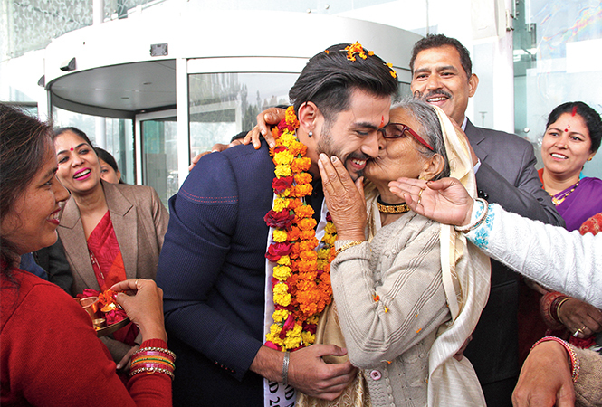 Dadi’s pet, Jitesh, was greeted with an affectionate peck on the cheek by her (BCCL/ Aditya Yadav)